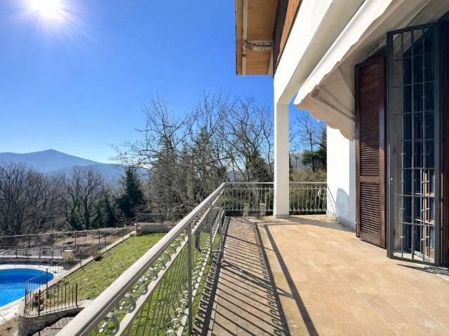 Villa Indipendente in vendita a Calenzano, Toscana