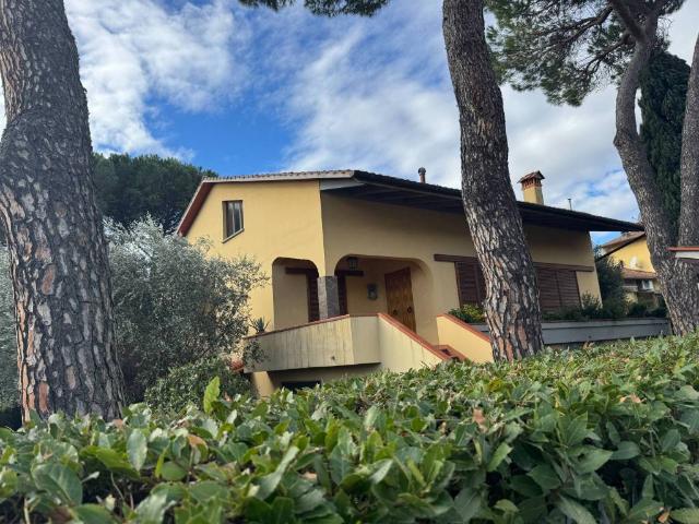 Villa Indipendente in vendita a Il Molino, Calenzano