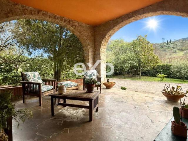 Villa Indipendente in vendita a Calenzano, Toscana
