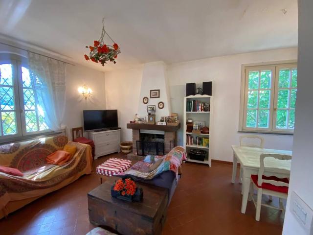 Villa Indipendente in vendita a Casa Nuova, Calestano