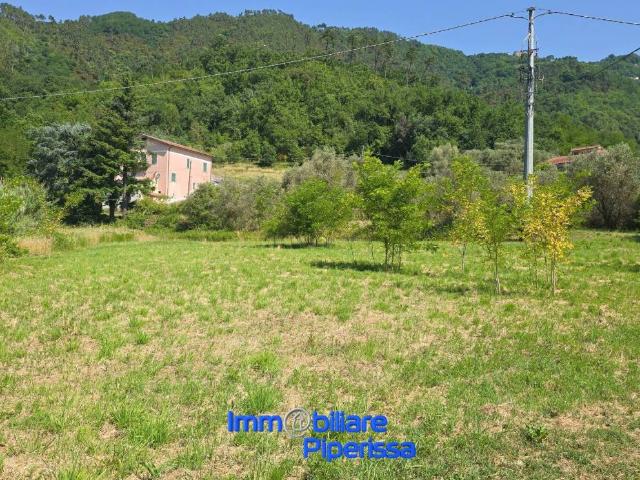 Villa Indipendente in vendita a Calice Al Cornoviglio, Liguria