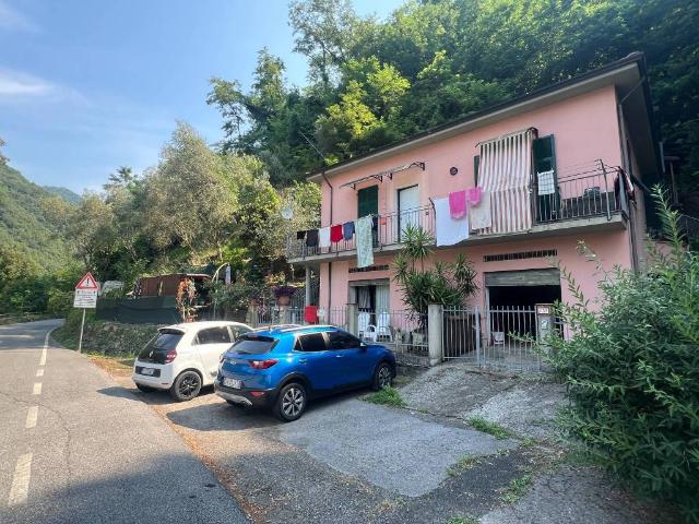 Villa Indipendente in vendita a Calice Al Cornoviglio, Liguria