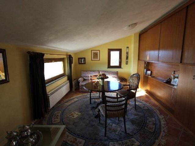 Villa Indipendente in vendita a Calice Al Cornoviglio, Liguria