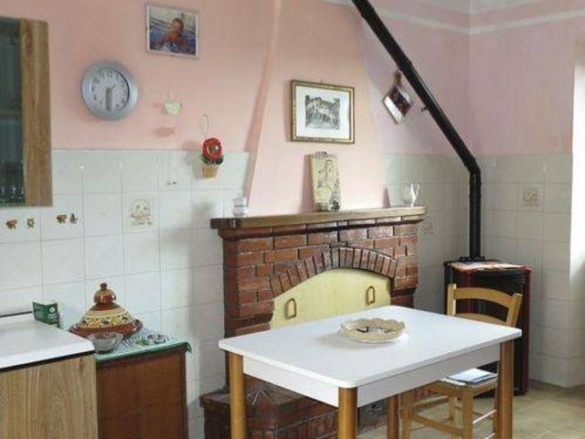 Villa Indipendente in vendita a Calice Al Cornoviglio, Liguria
