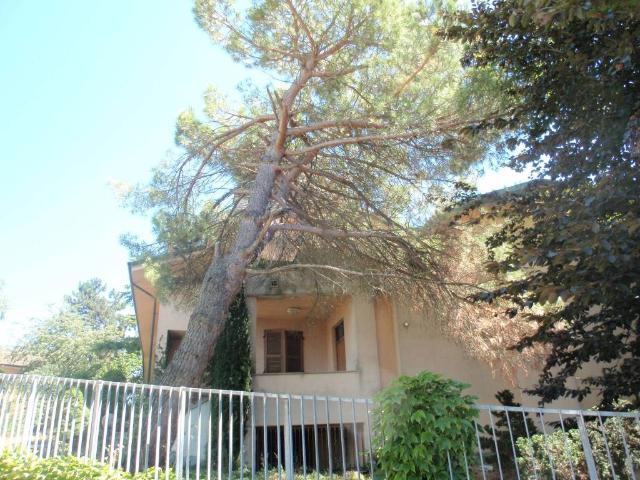 Villa Indipendente in vendita a Piemonte, Asti