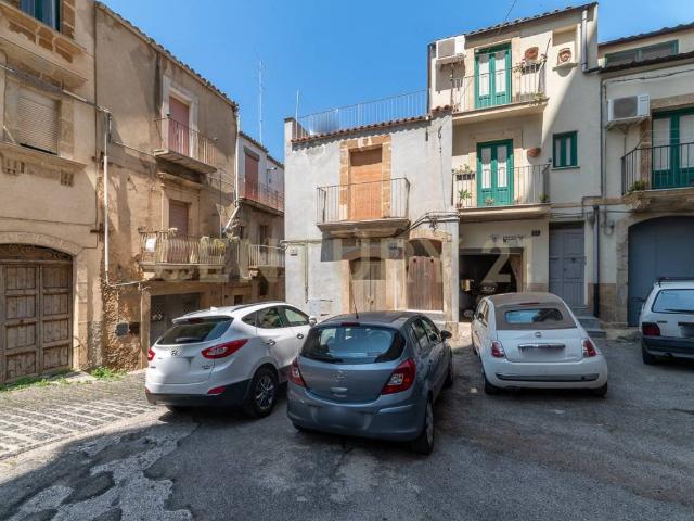 Villa Indipendente in vendita a Canalotto, Caltagirone
