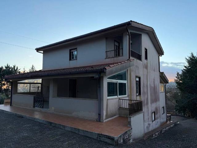 Villa Indipendente in vendita a Caltanissetta, Sicilia