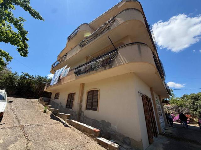 Villa Indipendente in vendita a Caltanissetta, Sicilia