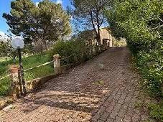 Villa Indipendente in vendita a Caltanissetta, Sicilia