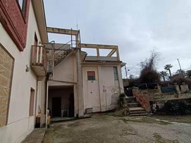 Villa Indipendente in vendita a Caltanissetta, Sicilia