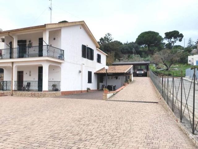Villa Indipendente in vendita a Caltanissetta, Sicilia