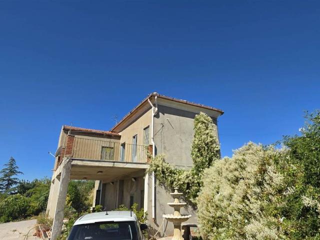 Villa Indipendente in vendita a Caltanissetta, Sicilia