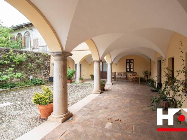Villa Indipendente in vendita a Calvagese Della Riviera, Lombardia