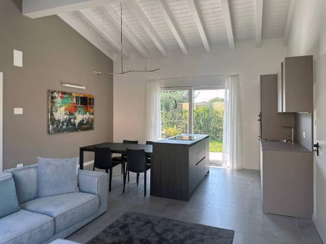 Villa Indipendente in vendita a Calvagese Della Riviera, Lombardia