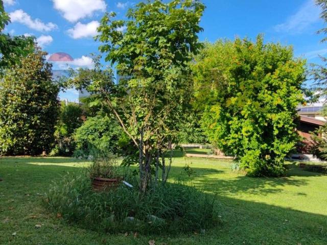 Villa Indipendente in vendita a Calvenzano, Lombardia