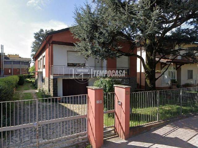Villa Indipendente in vendita a Calvenzano, Lombardia