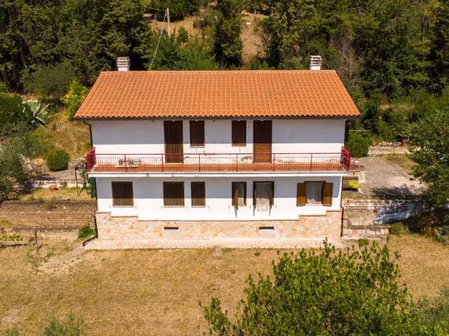 Villa Indipendente in vendita a Otricoli, Umbria