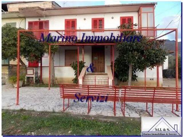 Villa Indipendente in vendita a Calvi Risorta