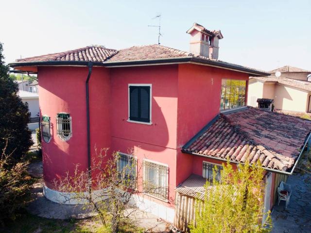 Villa Indipendente in vendita a Calvisano, Lombardia