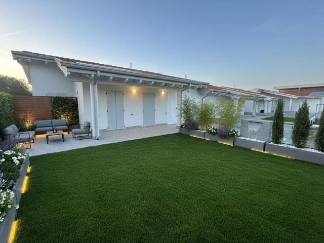 Villa Indipendente in vendita a Calvisano, Lombardia