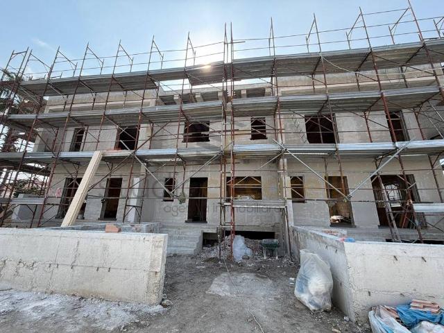 Villa Indipendente in vendita a Calvizzano, Campania
