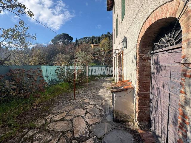 Villa Indipendente in vendita a Misigliano, Camaiore