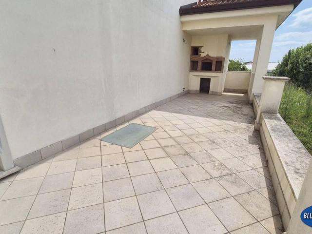 Villa Indipendente in vendita a località Bucine, Camaiore