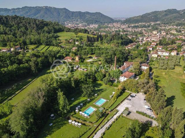 Villa Indipendente in vendita a Arancio, Camaiore