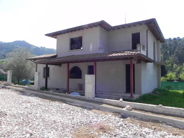 Villa Indipendente in vendita a Camaiore, Toscana