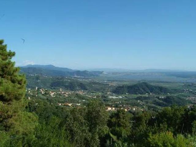 Villa Indipendente in vendita a Campiglioni, Camaiore