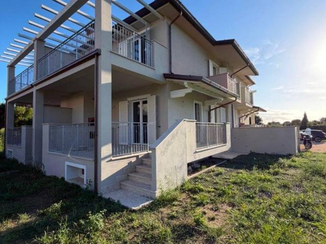 Villa Indipendente in vendita a Caravello, Camaiore
