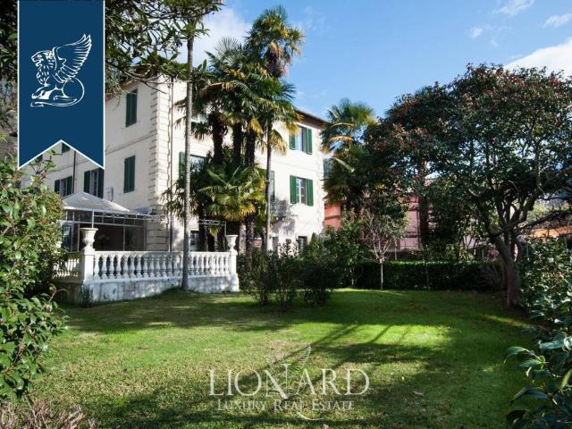 Villa Indipendente in vendita a Camaiore, Toscana