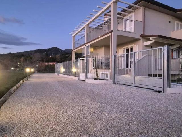 Villa Indipendente in vendita a Caravello, Camaiore