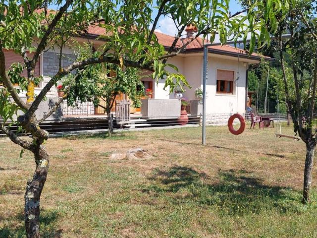 Villa Indipendente in vendita a Marignana, Camaiore