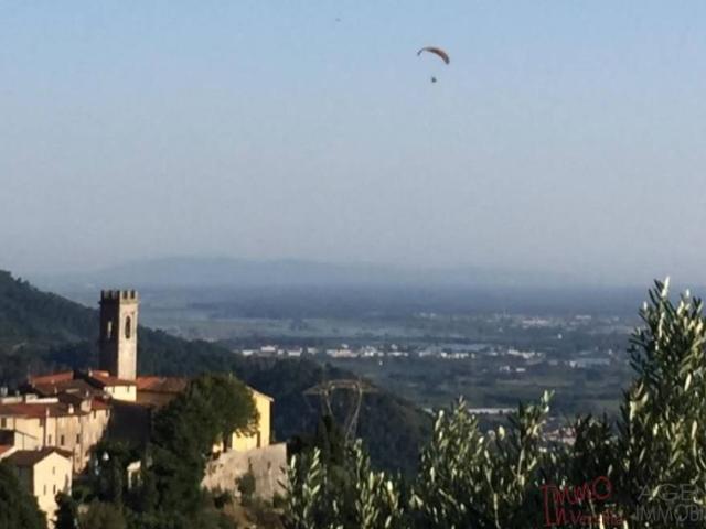 Villa Indipendente in vendita a Santa Lucia, Camaiore