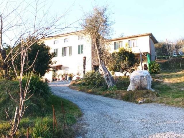 Villa Indipendente in vendita a Pieve, Camaiore