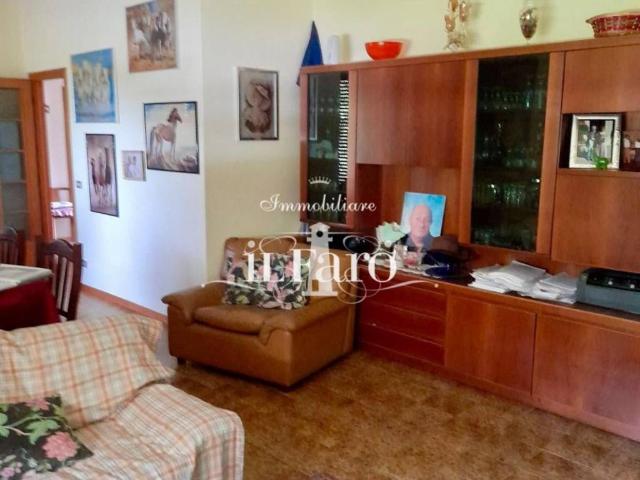 Villa Indipendente in vendita a Pieve, Camaiore