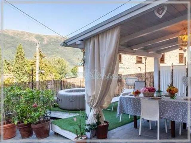 Villa Indipendente in vendita a Marignana, Camaiore