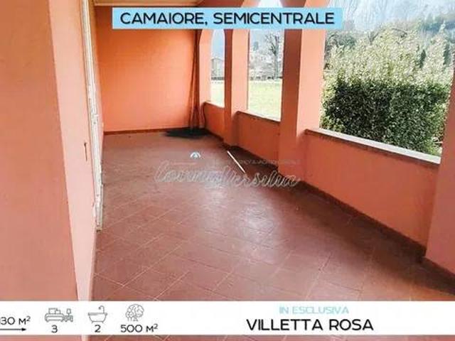 Villa Indipendente in vendita a Camaiore, Toscana