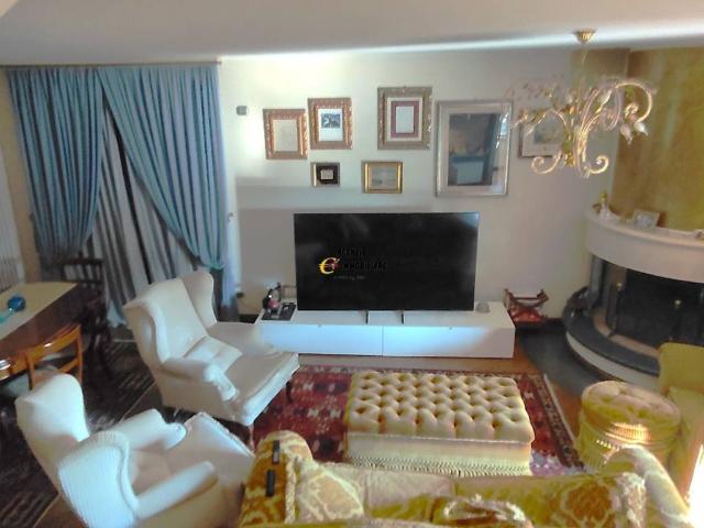 Villa Indipendente in vendita a Carraia, Camaiore