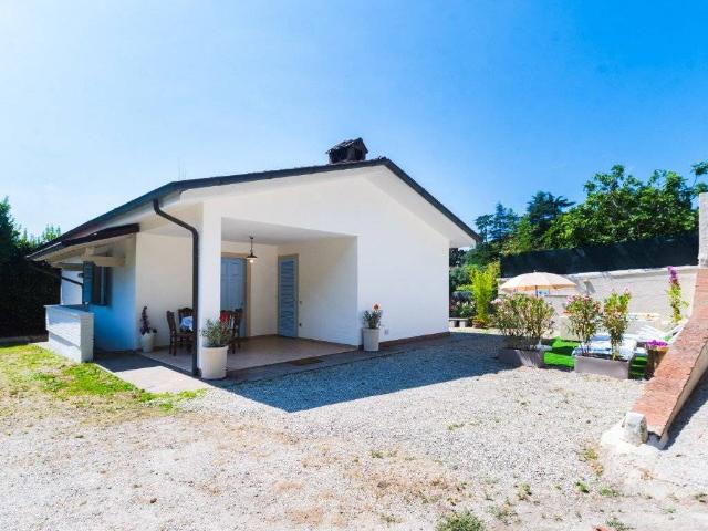 Villa Indipendente in vendita a Campiglioni, Camaiore