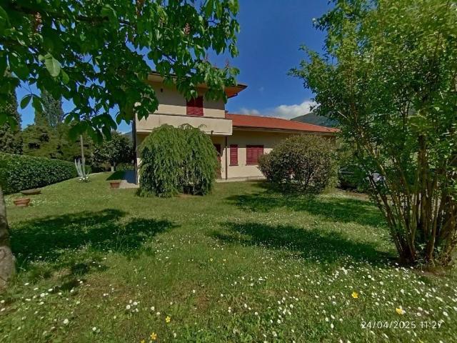 Villa Indipendente in vendita a Marignana, Camaiore