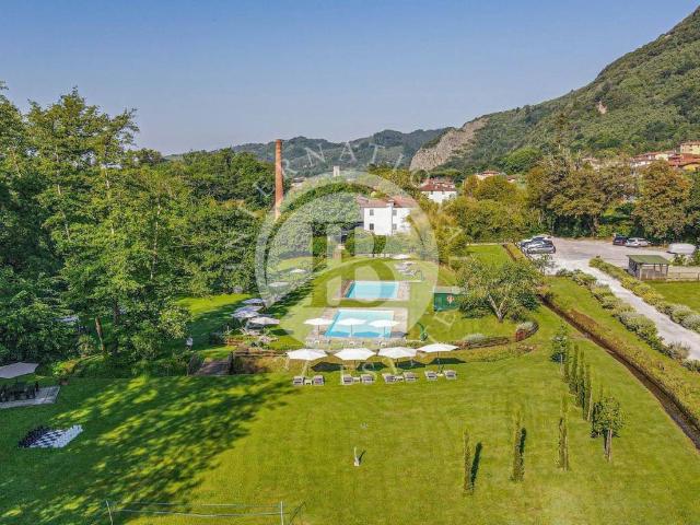 Villa Indipendente in vendita a Arancio, Camaiore