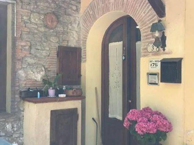 Villa Indipendente in vendita a Camaiore, Toscana