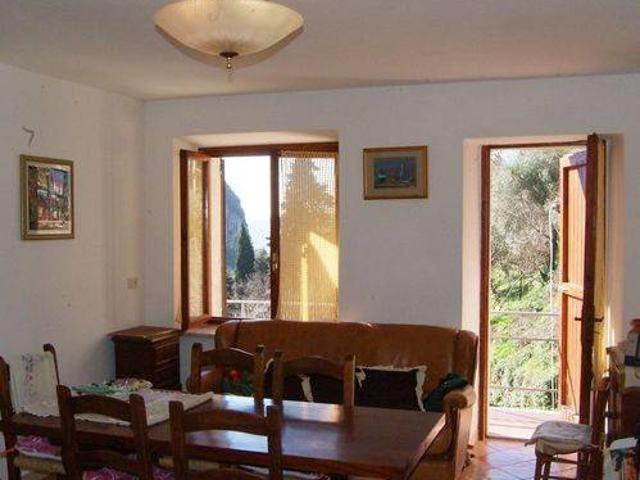 Villa Indipendente in vendita a Casoli, Camaiore