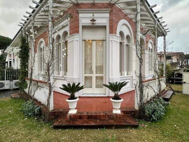 Villa Indipendente in affitto a Camaiore, Toscana