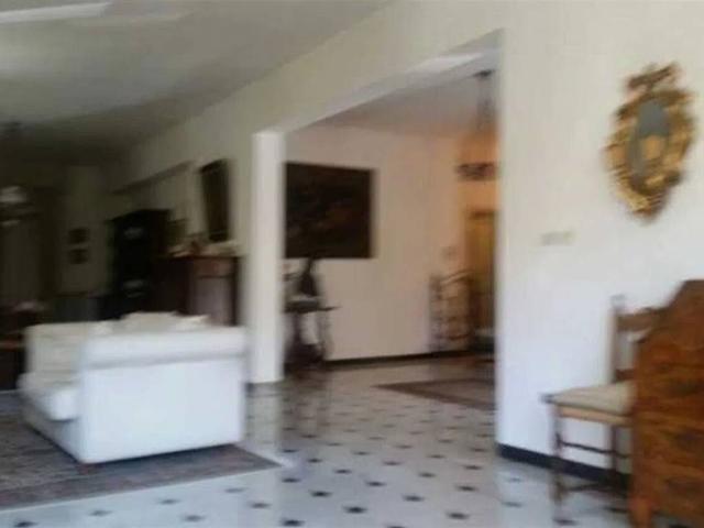 Villa Indipendente in vendita a Montebello, Camaiore