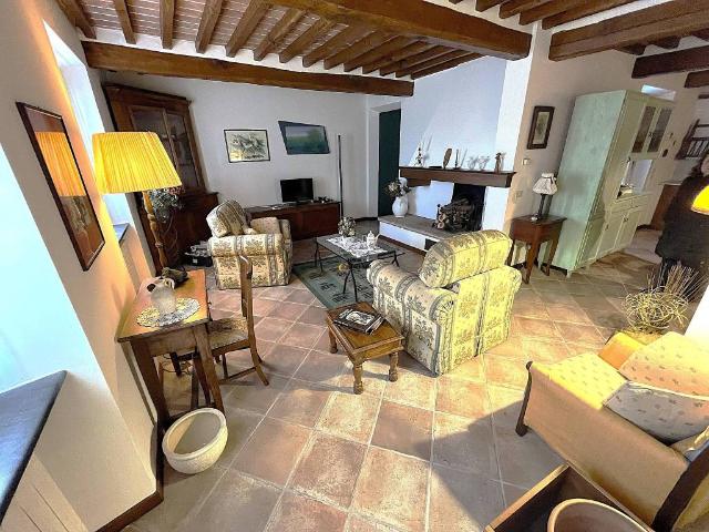 Villa Indipendente in vendita a Camaiore, Toscana
