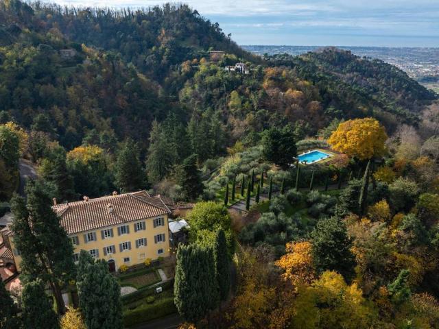 Villa Indipendente in vendita a Camaiore, Lucca