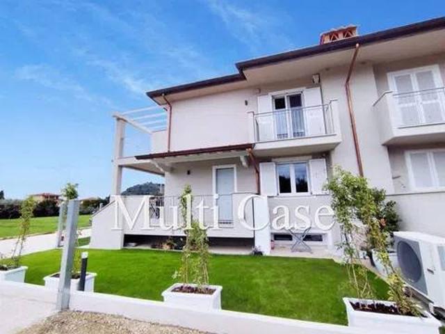 Villa Indipendente in vendita a Caravello, Camaiore